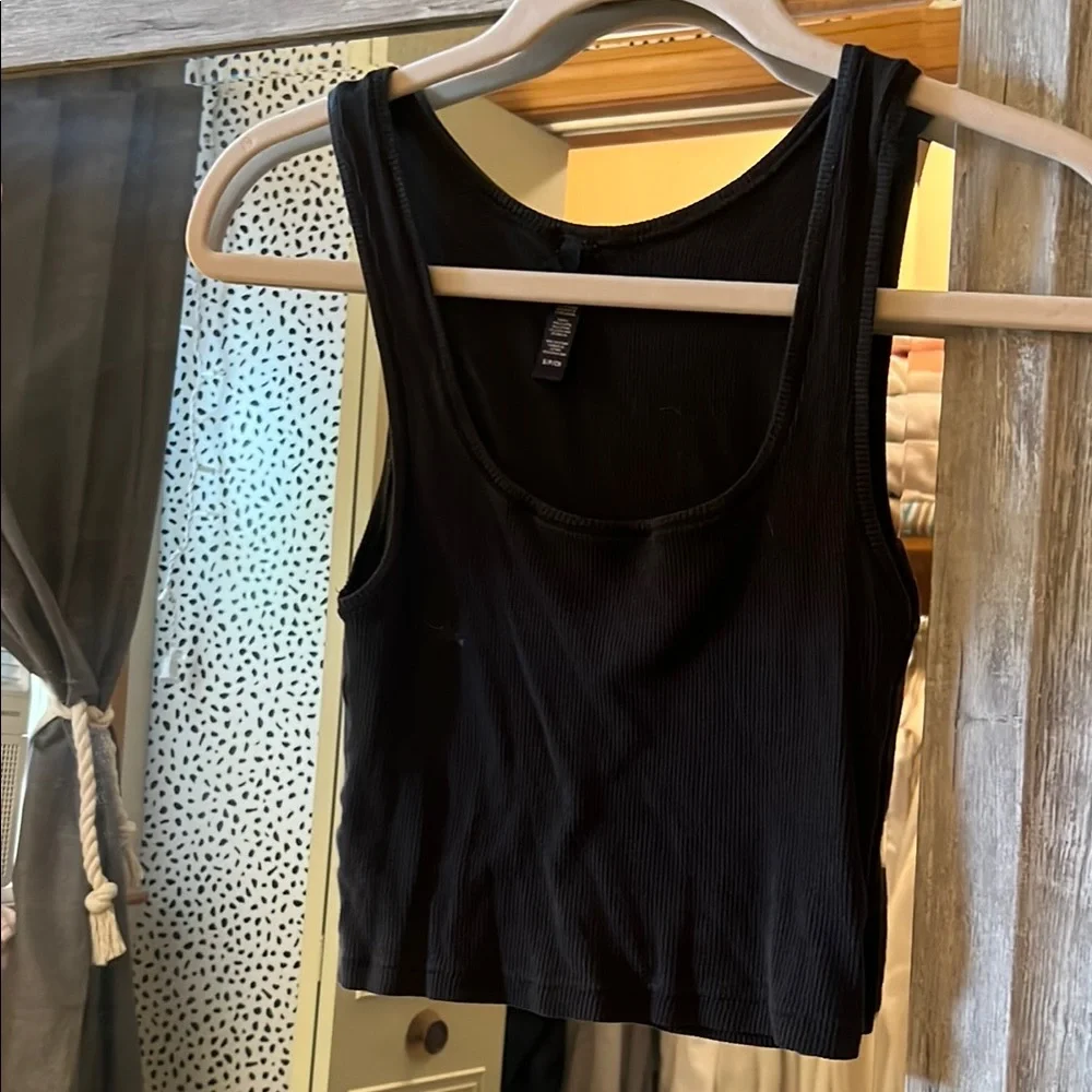 Skins Ribbed Scoop Neck Tank Top - Black - Picture 1 of 3
